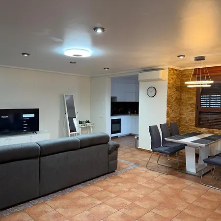 Angeles Chalet